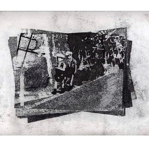 立ち往生, aquatint on paper, 30x35 cm, 2018 -Virginia Dal Magro